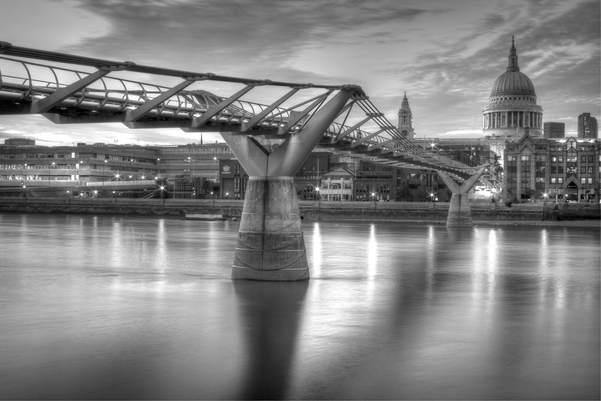 exploring-black-and-white-photography-how-to-create-striking